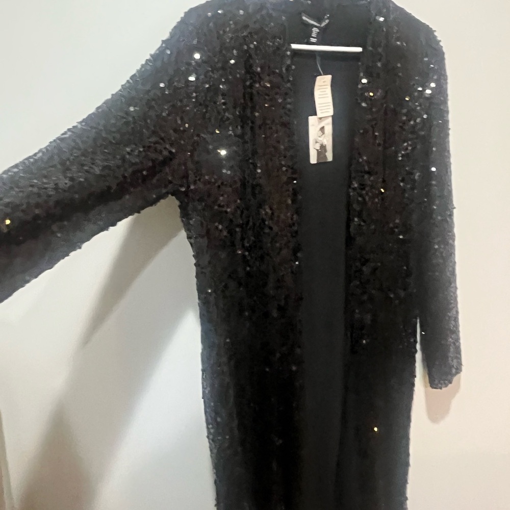 Long sequence blazer. - Picture 2 of 9